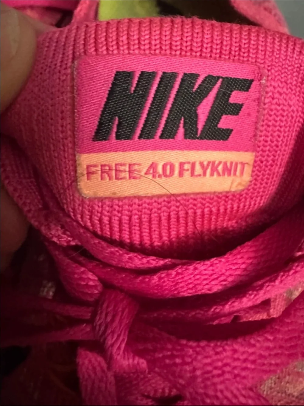 Nike breathable flyknit